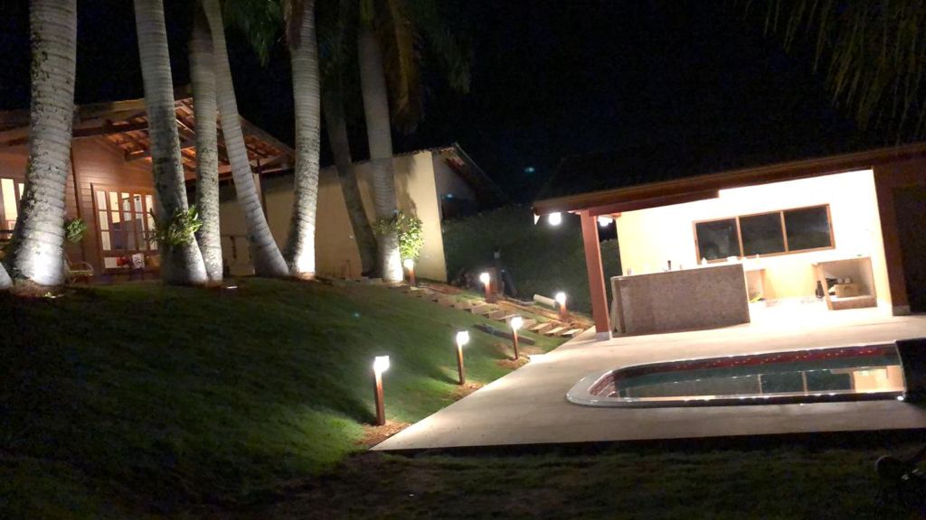Linda casa  totalmente conservada e  reformada
