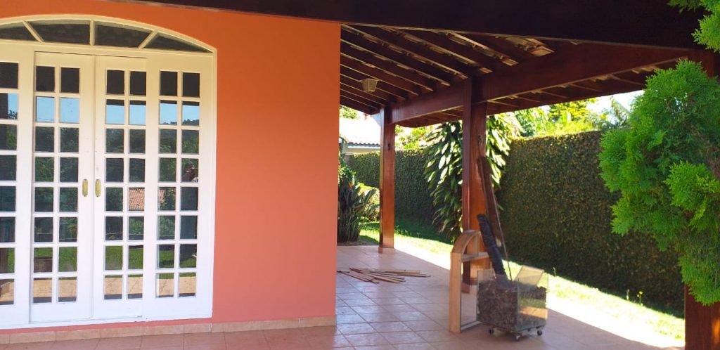linda casa locação