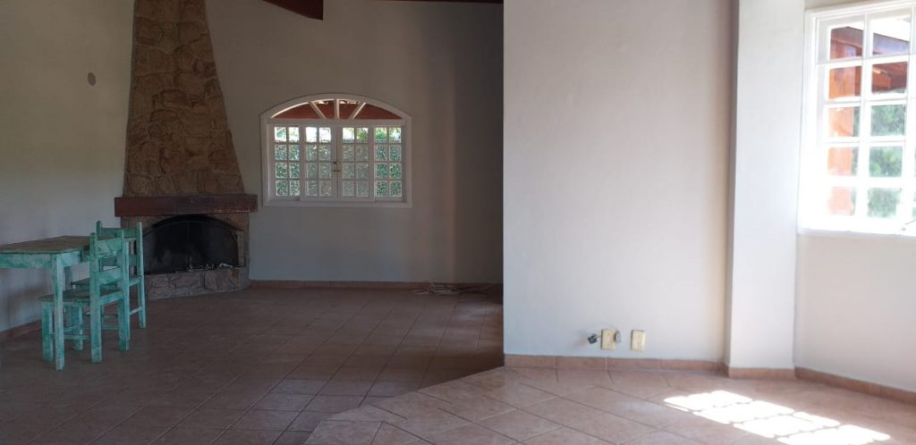 linda casa locação