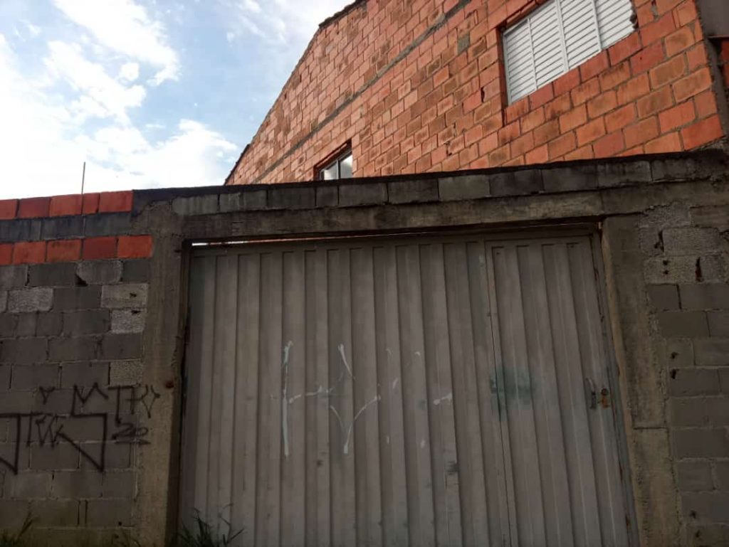 Casa Para Renda  Jardim das Bandeiras