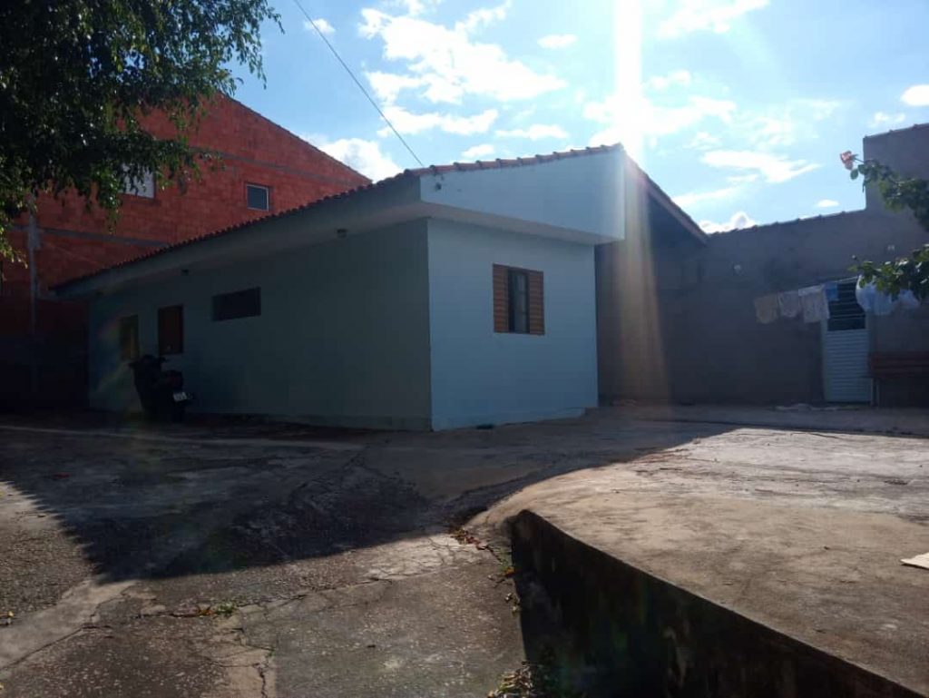 Casa Para Renda  Jardim das Bandeiras