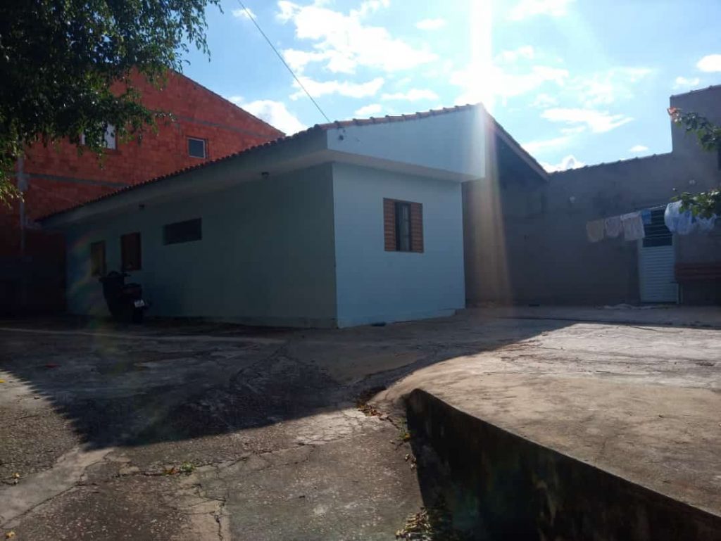 Casa Para Renda  Jardim das Bandeiras