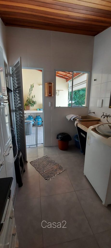 Casa Para Renda  Jardim das Bandeiras