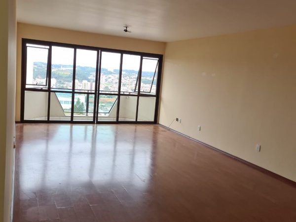 Apto  Centro Jundiaí
